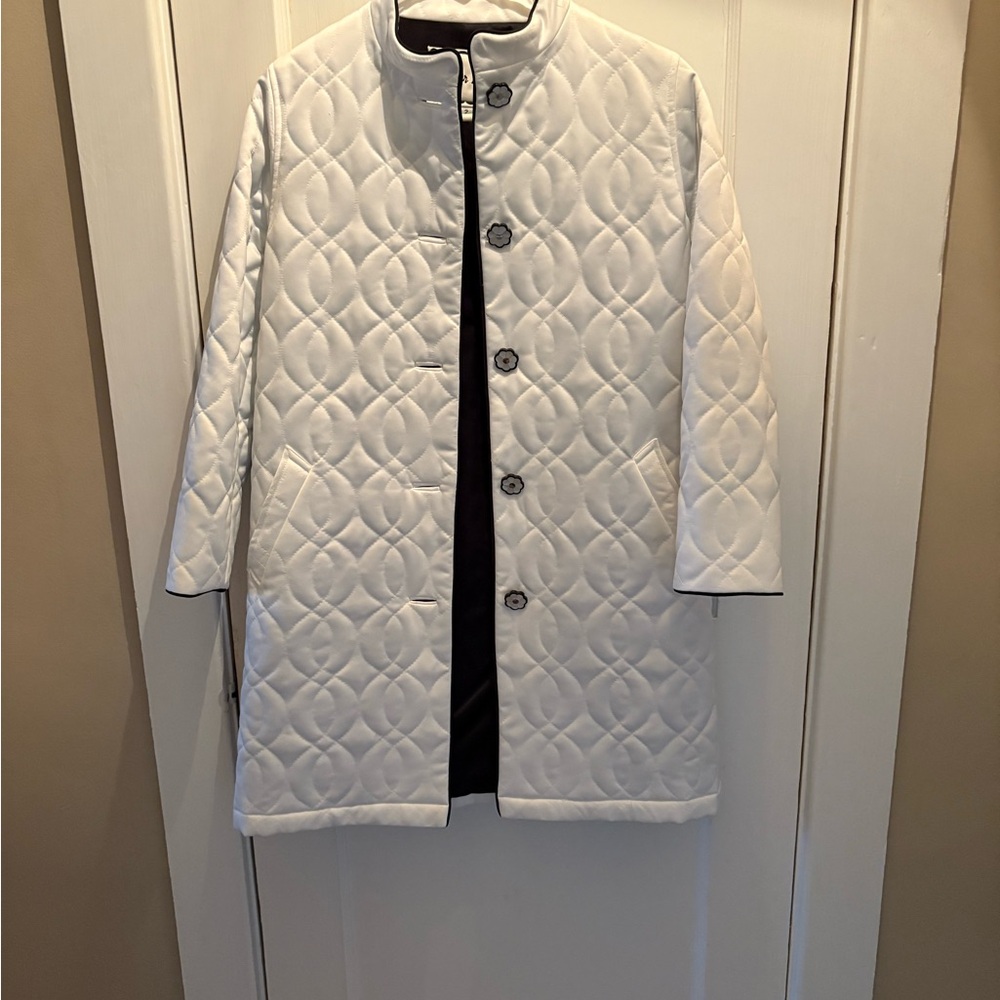 Eleanor Duffy White Puffer Jacket with Geometric Quilting and Stand-Up Collar
